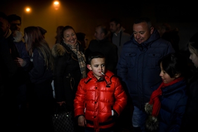 Epiphany in Portugal: Pipes, drums -- and cigarettes for the kids