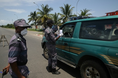 Gabon starts virus confinement in capital