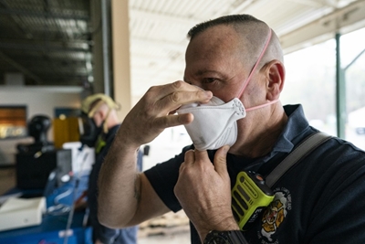 Time to wear a better mask, experts say
