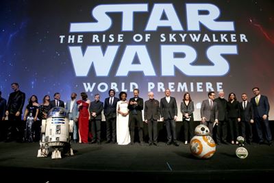 'Star Wars' bows after 42 years as Carrie Fisher heads reunion