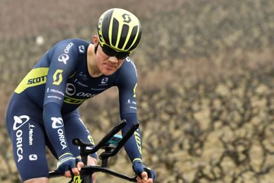 Soloist wins Swiss stage, home hero Kung in yellow