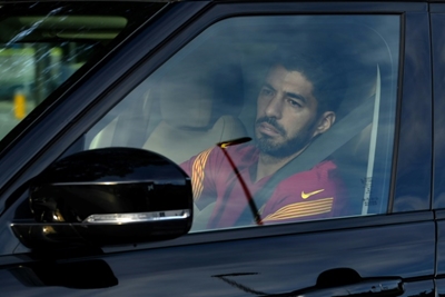 Luis Suarez suspected of cheating on Italian exam 