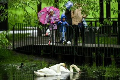 Moscow eases lockdown despite high virus caseload