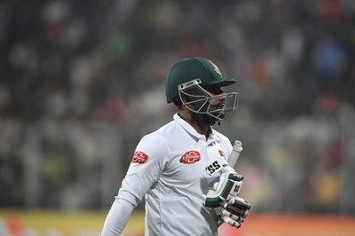 Bangladesh cricketers resume training, one by one