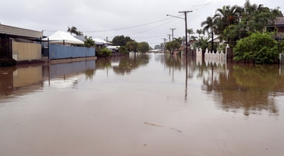 Fresh flood warning issued in Australia as PM visits