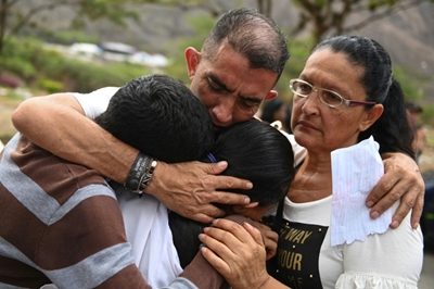 Hospital shortages a death sentence for Venezuelan children