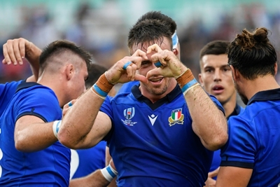'Adopted' Italian Steyn plays down Smith South African favouritism