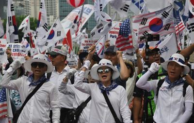 Retrials ordered for ex-South Korean leader Park, Samsung heir
