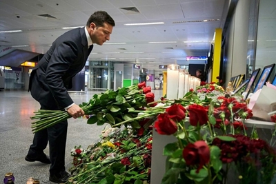 Ukraine in national mourning after deadly airliner crash