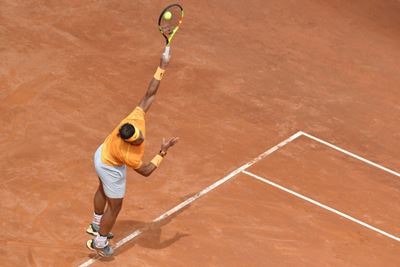 Nadal powers into Rome third round