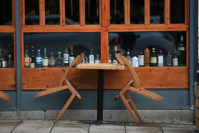 Anger at second virus closing time for English pubs