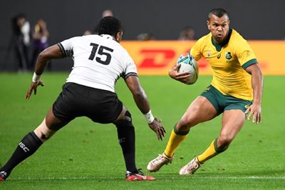 Racing 92 sign 'premium' Wallaby Beale