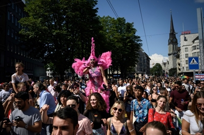 Gay marriage move a giant step for Switzerland