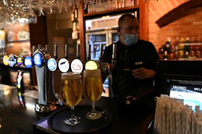 UK economy rebounds despite supply chain woes