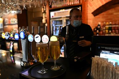 UK economy rebounds despite supply chain woes