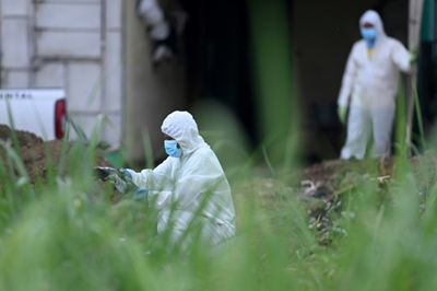 El Salvador ex-cop had 14 victims buried at his home