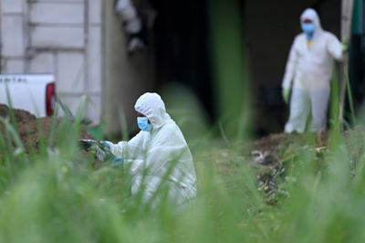 El Salvador ex-cop had 14 victims buried at his home