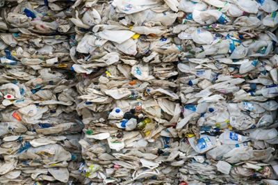 Malaysia to ship back hundreds of tonnes of plastic waste