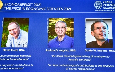 Trio win Nobel Economics Prize for 'natural experiments'