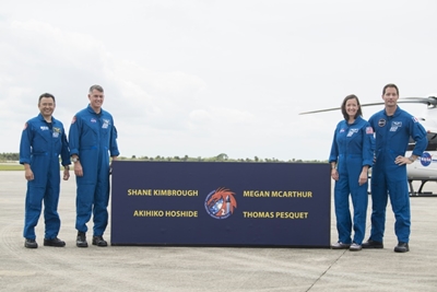 SpaceX set to take four astronauts to ISS Thursday