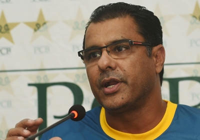 Pakistan's Waqar wants to 'stay on longer' after bad light delays in second Test