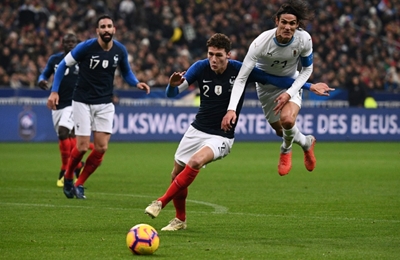 Pavard keeps mum amid Bayern, Liverpool and Napoli rumours