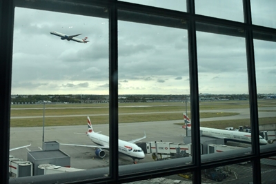 Climate campaigners plan Heathrow drone shutdown