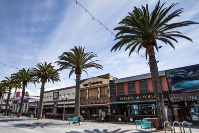 Los Angeles bars ordered to close again as virus spreads