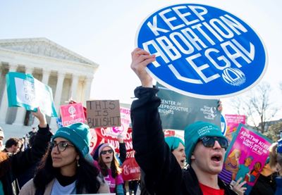Judge stops Texas from banning abortions during coronavirus crisis
