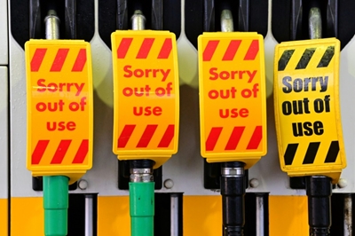 Fuel 'panic-buying' in UK could see army to rescue