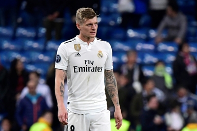 Kroos pens new Real Madrid deal until 2023