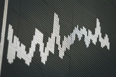 Asian investors extend global rally after healthy US jobs report