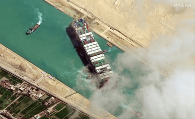 Suez megaship owner haggles over $900m release demand