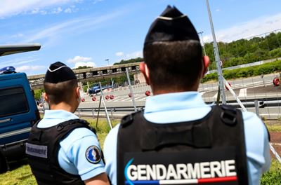 French police in massive manhunt for rifle-toting ex-soldier