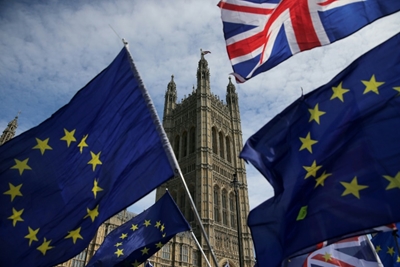 Britain outlines plans for 'unlikely' no-deal Brexit