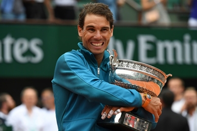 Nadal to miss Wimbledon warm-up at Queen's  