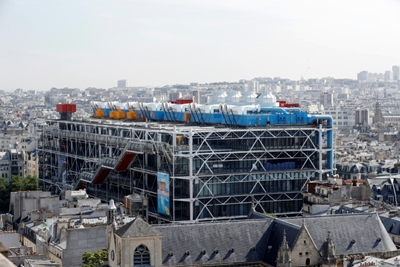 Banksy work stolen from outside Pompidou Centre in Paris