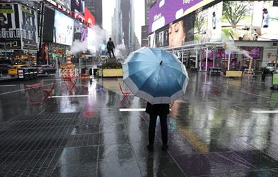 Stocks drop on elusive US stimulus, surge in virus cases