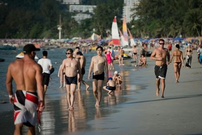 Chinese tourists skip Thailand after Phuket boat disaster