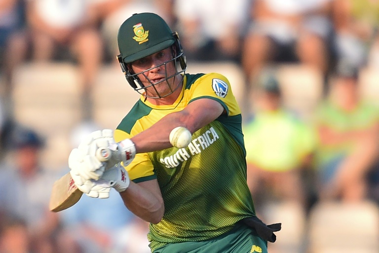 AB de Villiers signs to play T20 cricket for Middlesex | George Herald