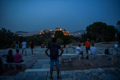 Acropolis in Athens reopens after virus shutdown