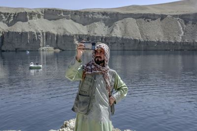 Azure waters, limestone cliffs: Tourists return to Afghan 'Grand Canyon'