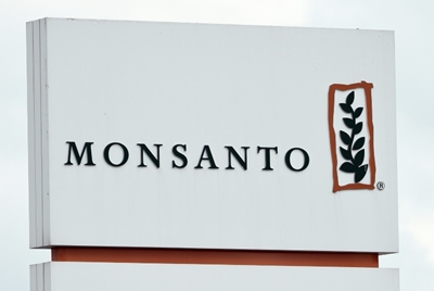 France fines Monsanto for illegally running 'watch lists'