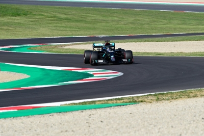 Hamilton on Tuscan Grand Prix pole, Mercedes lock-out front row  