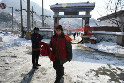 Small businesses suffer as China virus shuts communities