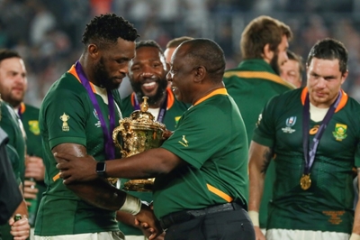 South Africans to put economic woes aside and honour Springboks