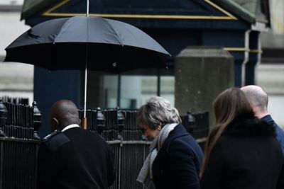 UK seeks to reassure foreign investors over Brexit