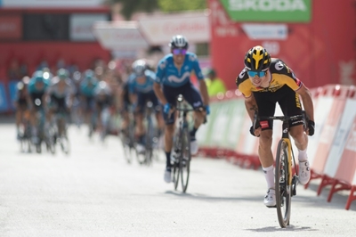 Roglic produces trademark win in Vuelta defence bid