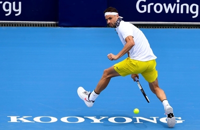 Major warm-up for Australian Open tennis cancelled again over virus