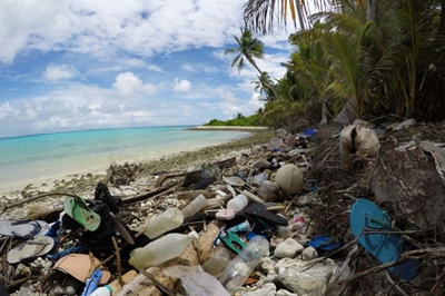 New Zealand bans single-use plastic bags